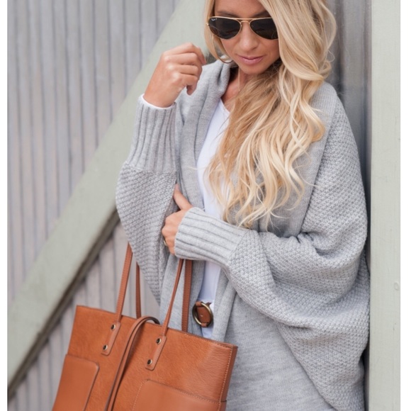 Woman Gray Cardigan - Picture 5 of 7